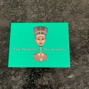 The Nubian by Juvia’s eye shadow palette